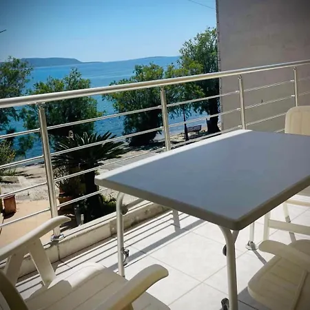 Apartman Sea Breeze *
