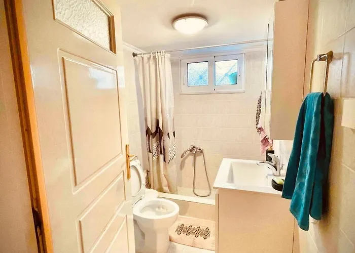 Sea Breeze Апартаменты *